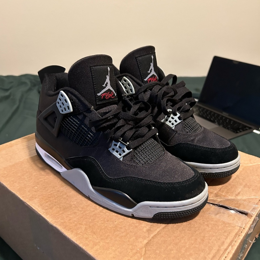 Jordan 4 Black Canvas